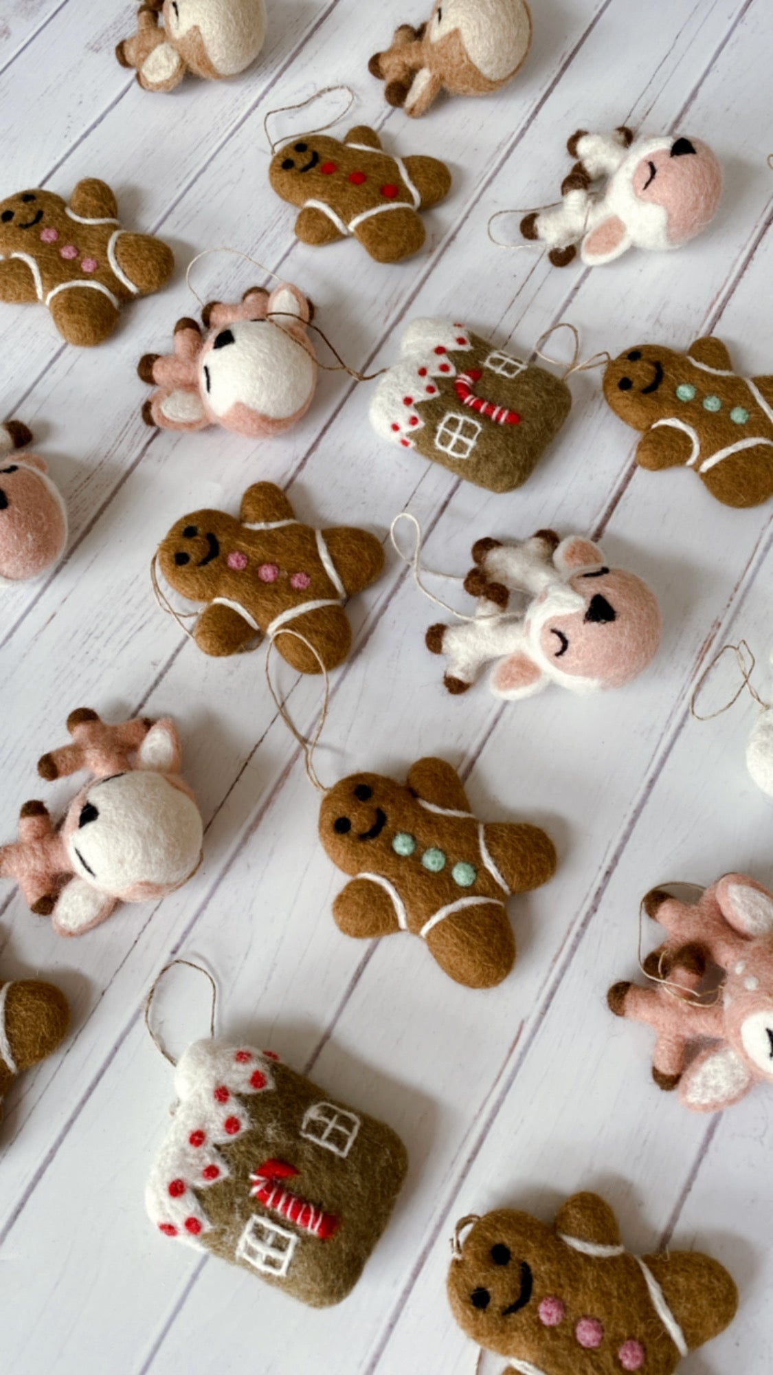 Sleepy Reindeer Christmas ornament