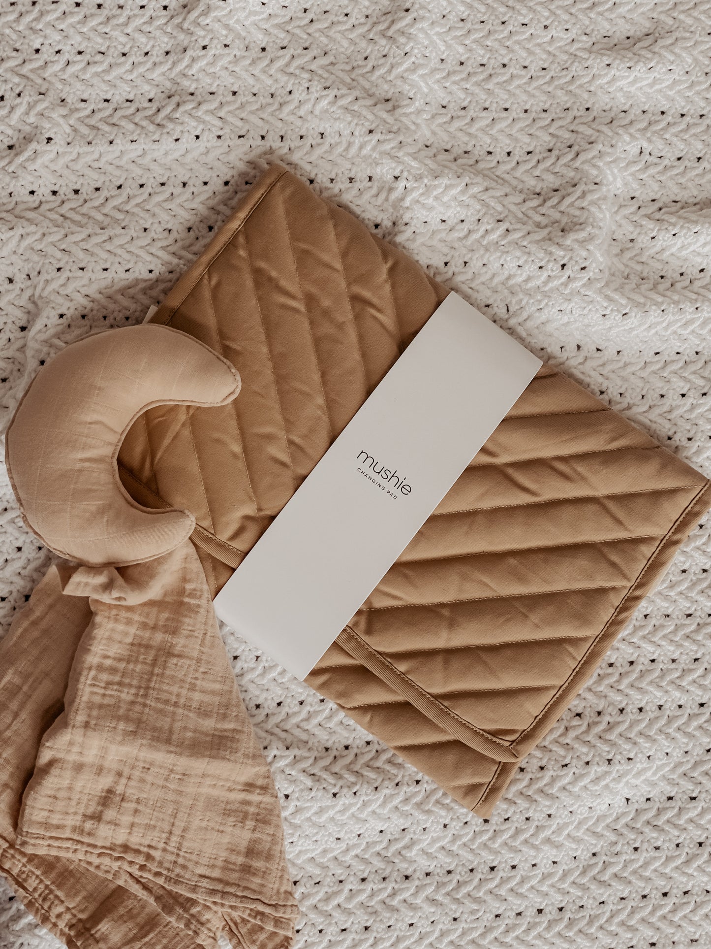 Mushie Portable Changing Mat - Natural