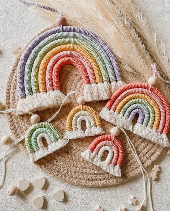 Small rainbow macrame - orange