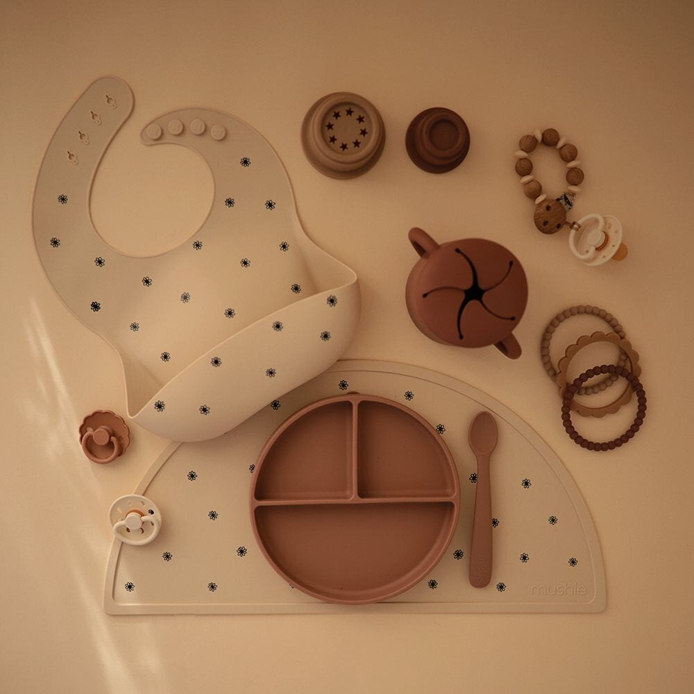 Silicone Placemat - black daisy