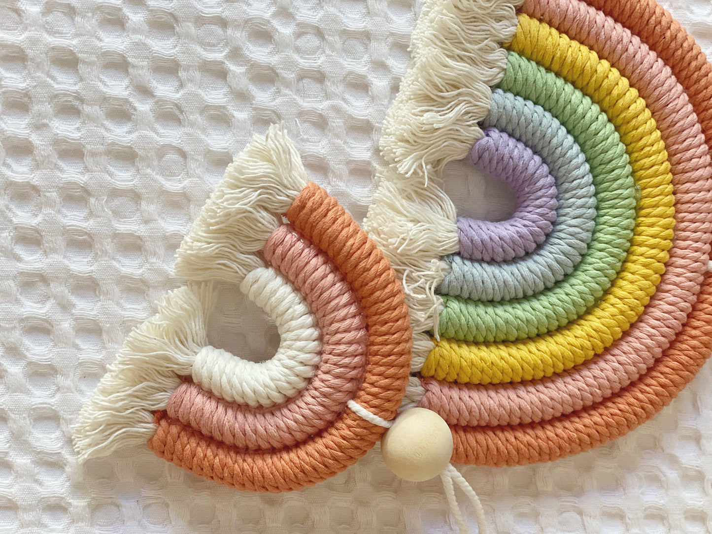 Small rainbow macrame - orange